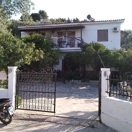 Stelios * Megali Ammos (Skiathos)