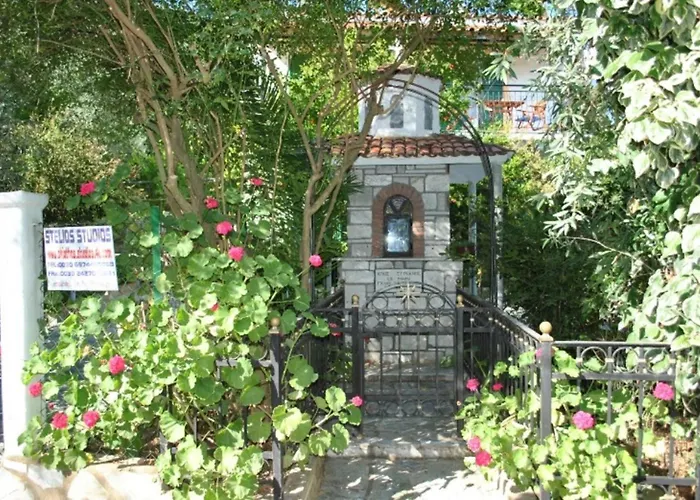 Stelios Apartament Megali Ammos (Skiathos)