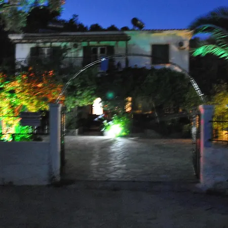 Stelios Apartament Megali Ammos (Skiathos)